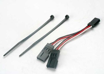 Servo Connector Y-adapter (for Dual Servo-steering) in the group Accessories & Parts / Connectors & Wires / Y-Wire Harness at Minicars Hobby Distribution AB (422046)