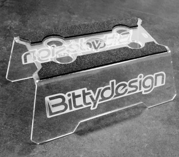 Car Stand 1/8 Buggy & Truggy Plastic in der Gruppe Hersteller / B / Bittydesign / Bittydesign bei Minicars Hobby Distribution AB (BDCSTD-1518)