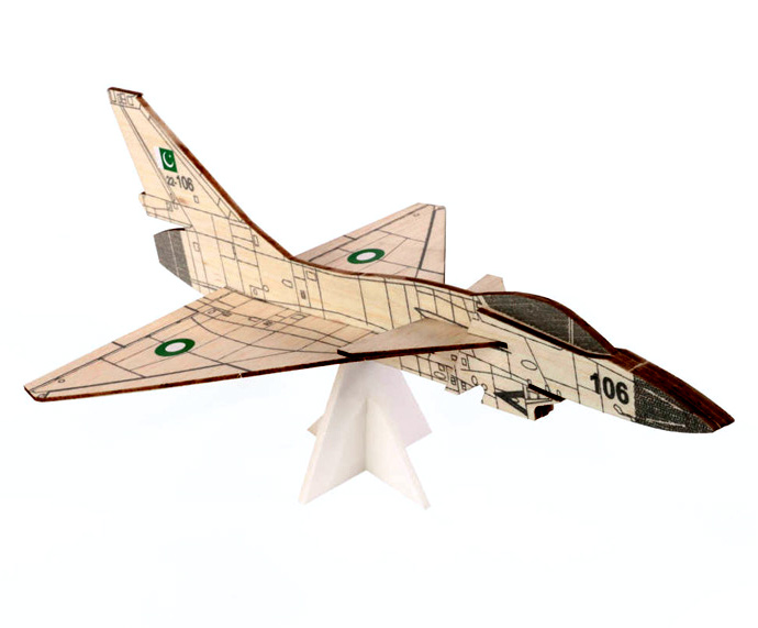 J-10C Vigorus Dragon Balsabyggsats Kastplan