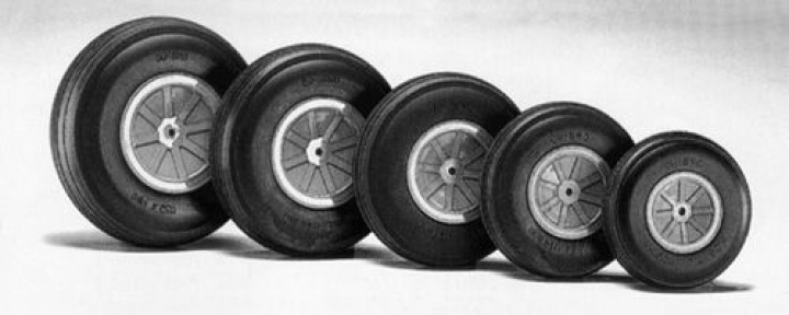 Hjul skala 138mm med spår i gruppen Katalog / Fabrikat / D / Du-Bro / Hjul hos Minicars Hobby Distribution AB (13550TL)