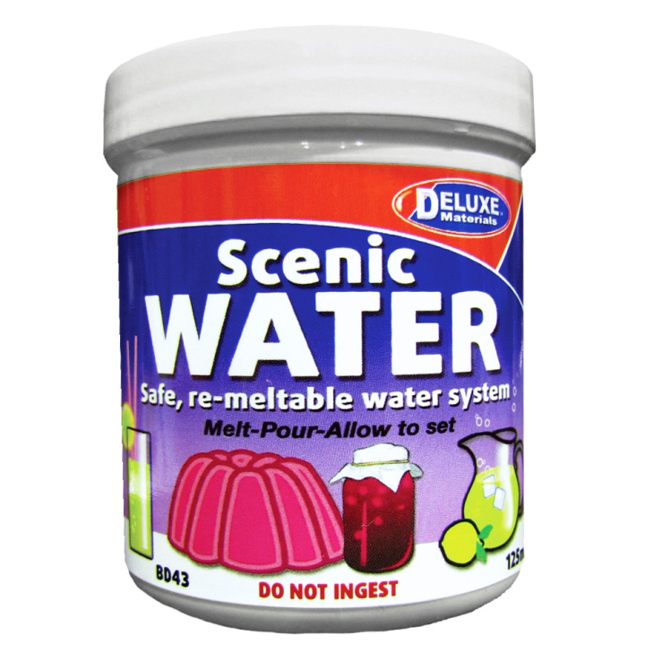 Scenic Water 125ml in der Gruppe Katalog / Hersteller / D / Deluxe Materials / Adhesives bei Minicars Hobby Distribution AB (DL-BD43)