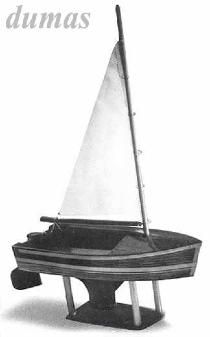 Sailboat 305mm Träbyggsats i gruppen Katalog / Fabrikat / D / Dumas / Båtmodeller hos Minicars Hobby Distribution AB (DU1007)