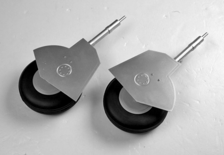 Landställsben P47 1400 mm Silver i gruppen Katalog / Fabrikat / F / FMS / Reservdelar hos Minicars Hobby Distribution AB (FMSFK301)