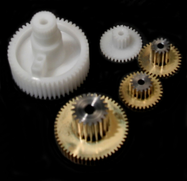 Drevsats S3306MG i gruppen Katalog / Tillbehör & Delar / Servon hos Minicars Hobby Distribution AB (FPEBS3323)
