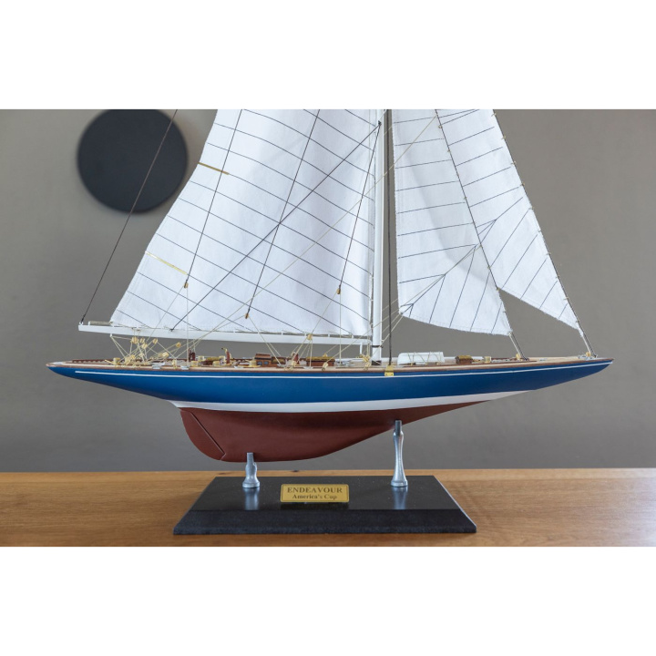 OcCre Endeavour America´s Cup 1934 1/75 528mm i gruppen Katalog / Bygghobby / Byggsatser Trä & Metall / Träbåtar hos Minicars Hobby Distribution AB (OC12013)