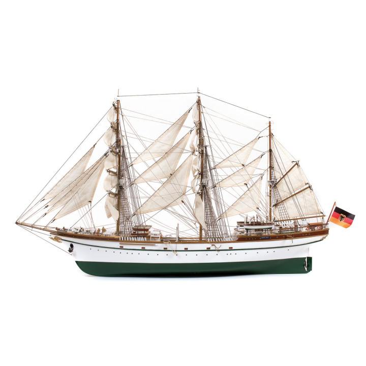 OcCre Gorch Fock 1/95 Skolfartyg 950mm i gruppen Katalog / Bygghobby / Byggsatser Trä & Metall / Träbåtar hos Minicars Hobby Distribution AB (OC15003)