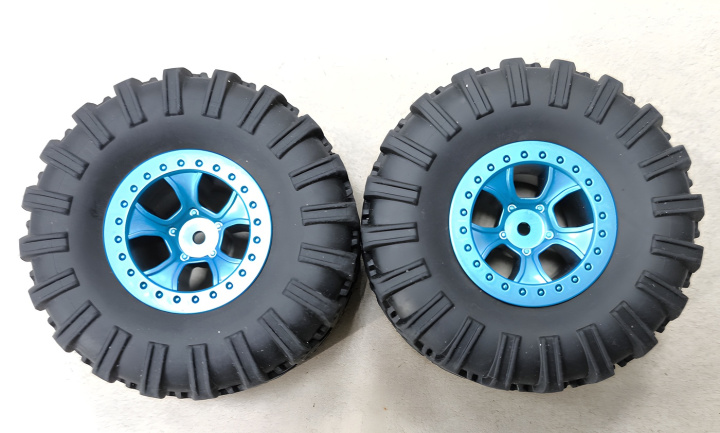 Tire & Wheel Blue (2) in der Gruppe Katalog / RC-Zubehör / Spare Parts / Cars bei Minicars Hobby Distribution AB (WL2634)