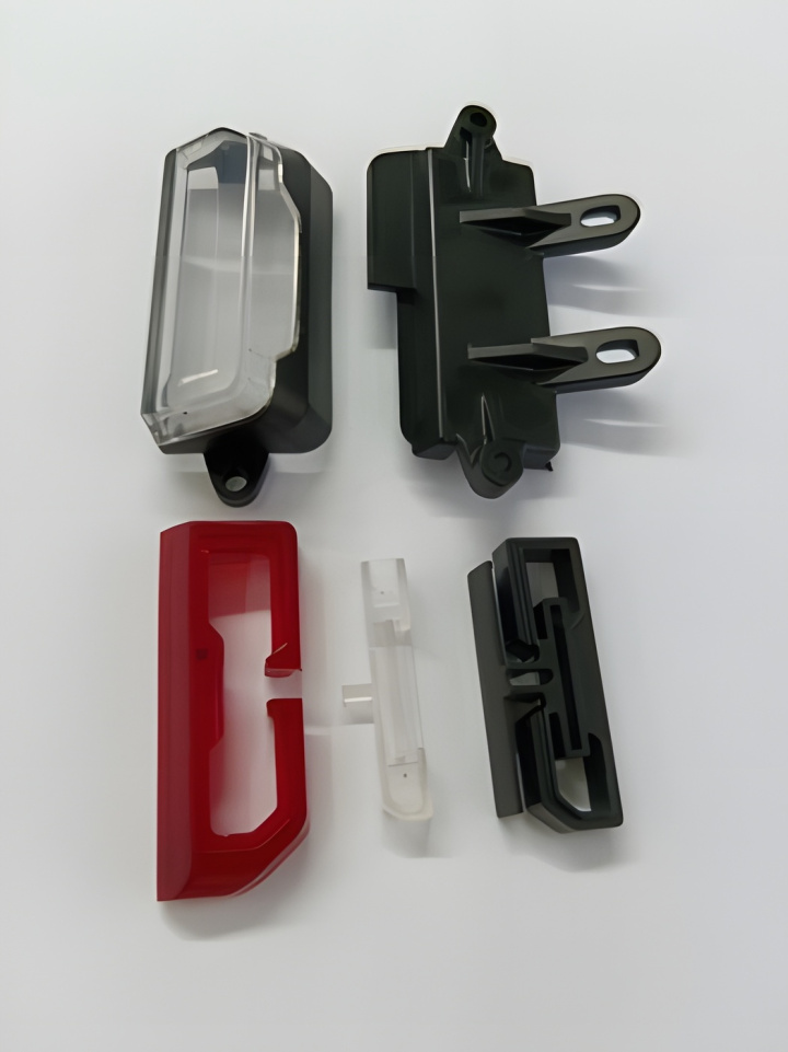 LED Light Housing Rear Left in der Gruppe Katalog / RC-Zubehör / Spare Parts / Cars bei Minicars Hobby Distribution AB (WL2890)