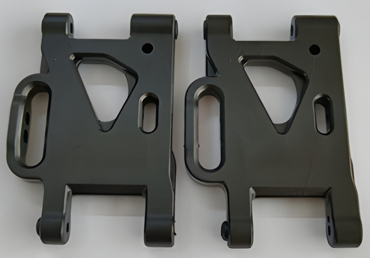 Suspension Arm Rear (2) in der Gruppe Katalog / RC-Zubehör / Spare Parts / Cars bei Minicars Hobby Distribution AB (WL3138)