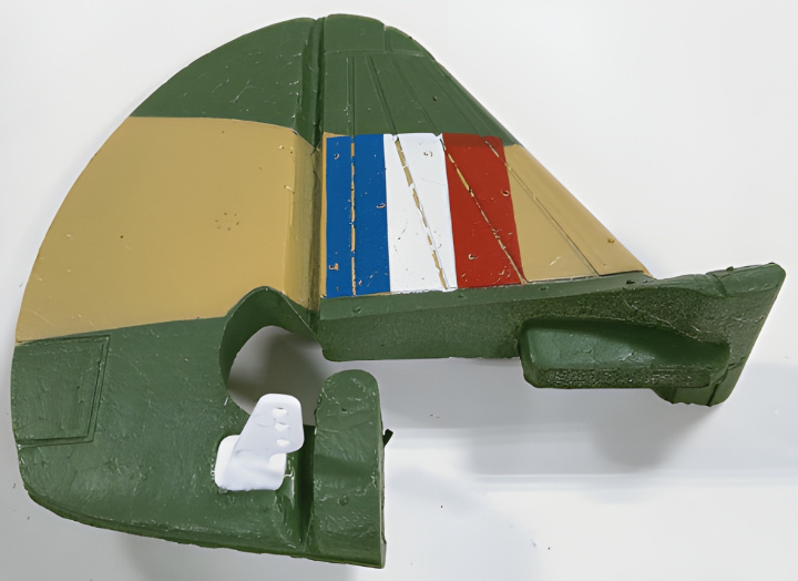 Tail Fin Vertical - P40 in der Gruppe Katalog / RC-Zubehör / Spare Parts / Airplane bei Minicars Hobby Distribution AB (WLA220.0004)